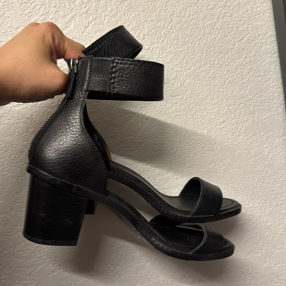 Frye brielle block leather sandal